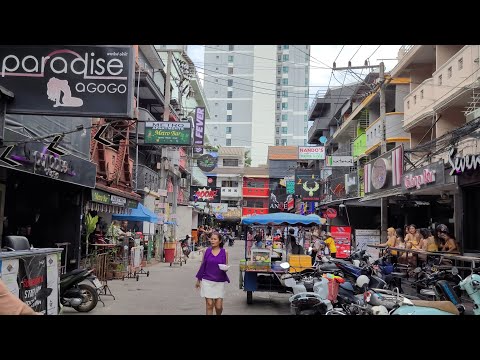 8K soi Boomerang LK Metro Bars and GoGo Clubs