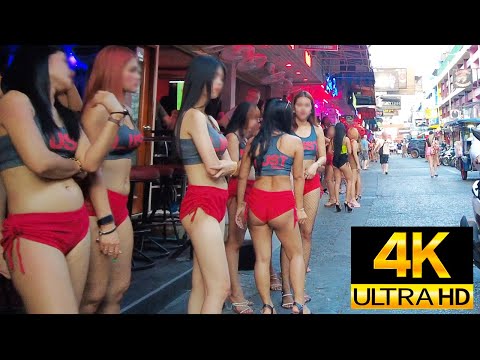 Pattaya 4K Walk Soi 6, Beach Road. Mar 2023.